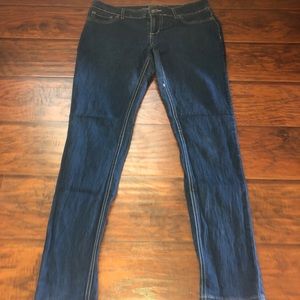 Maurices jeans